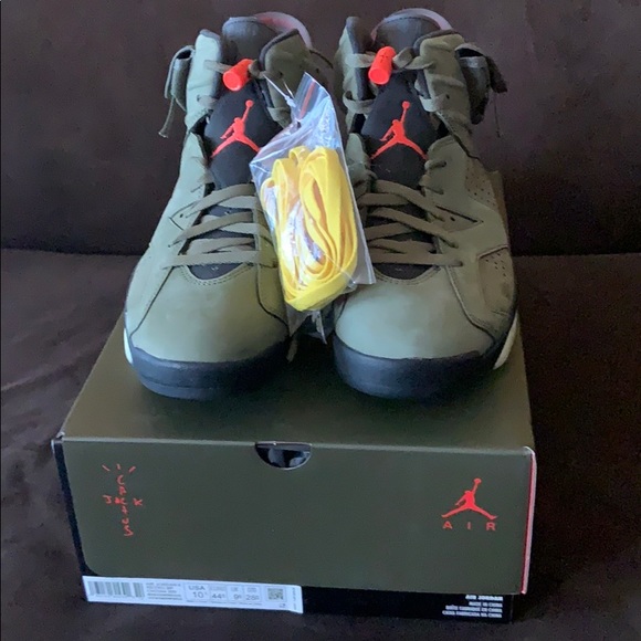 Travis Scott Jordan 6 - Picture 4 of 5